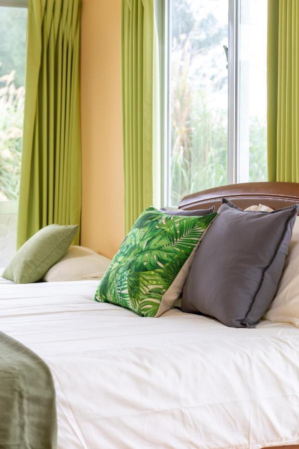 Deluxe Room 130平米 Urumahotel Εξωτερικό φωτογραφία